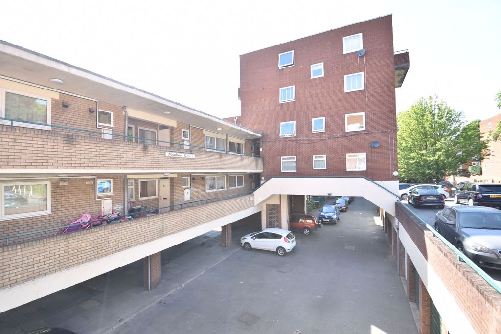Property photo 1 of 7 5148990