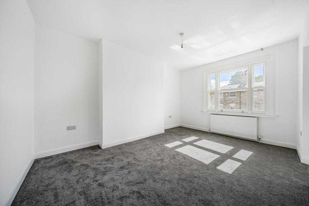 Property photo 1 of 7 1187528 (2)