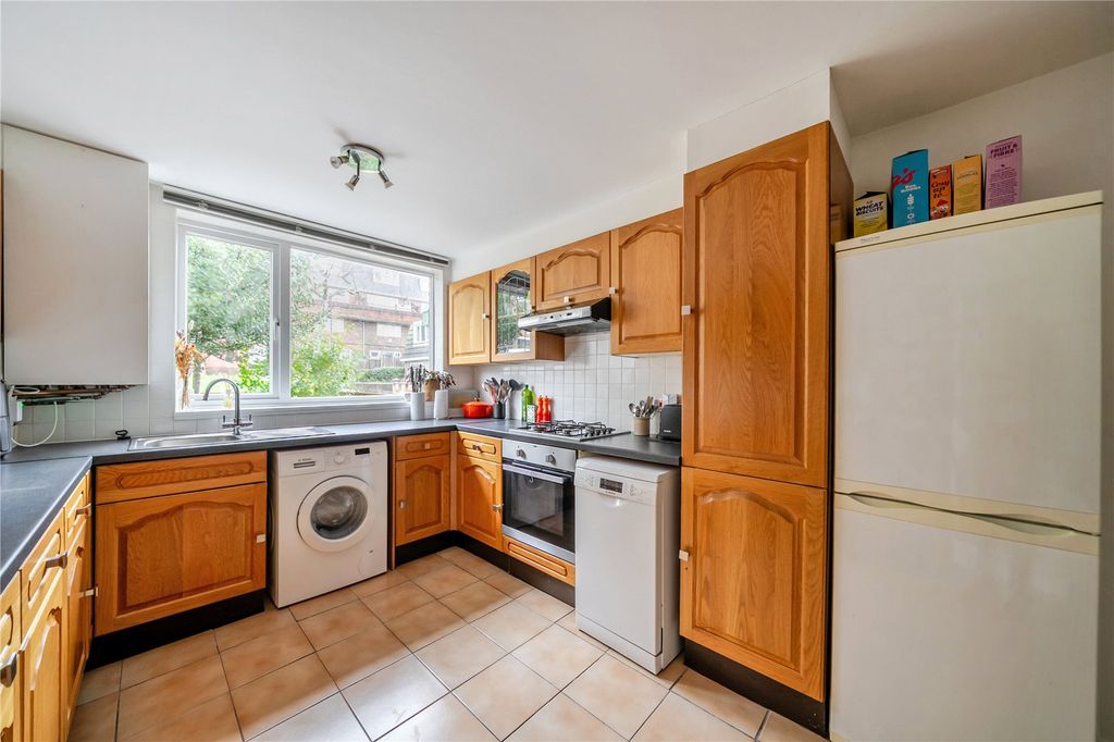 Property photo 2 of 17 Picture No. 04