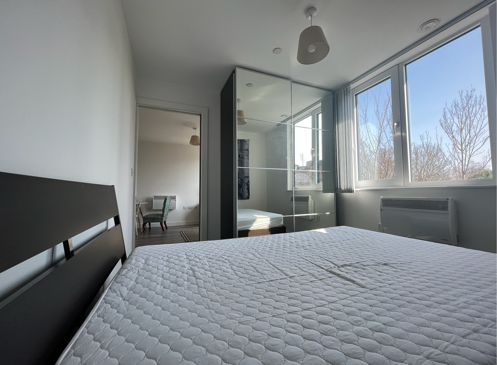 Property photo 3 of 6