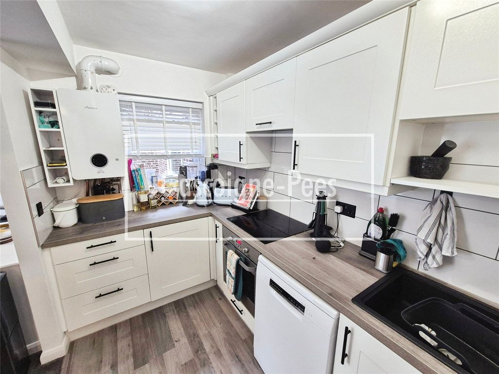 Property photo 3 of 9 Picture No. 09