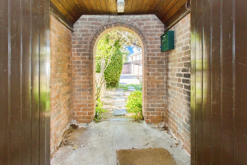 Property photo 3 of 12 Photo