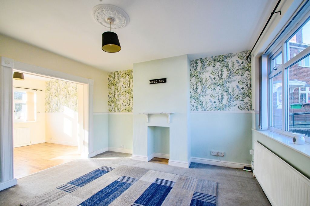 Property photo 2 of 19 Living Room