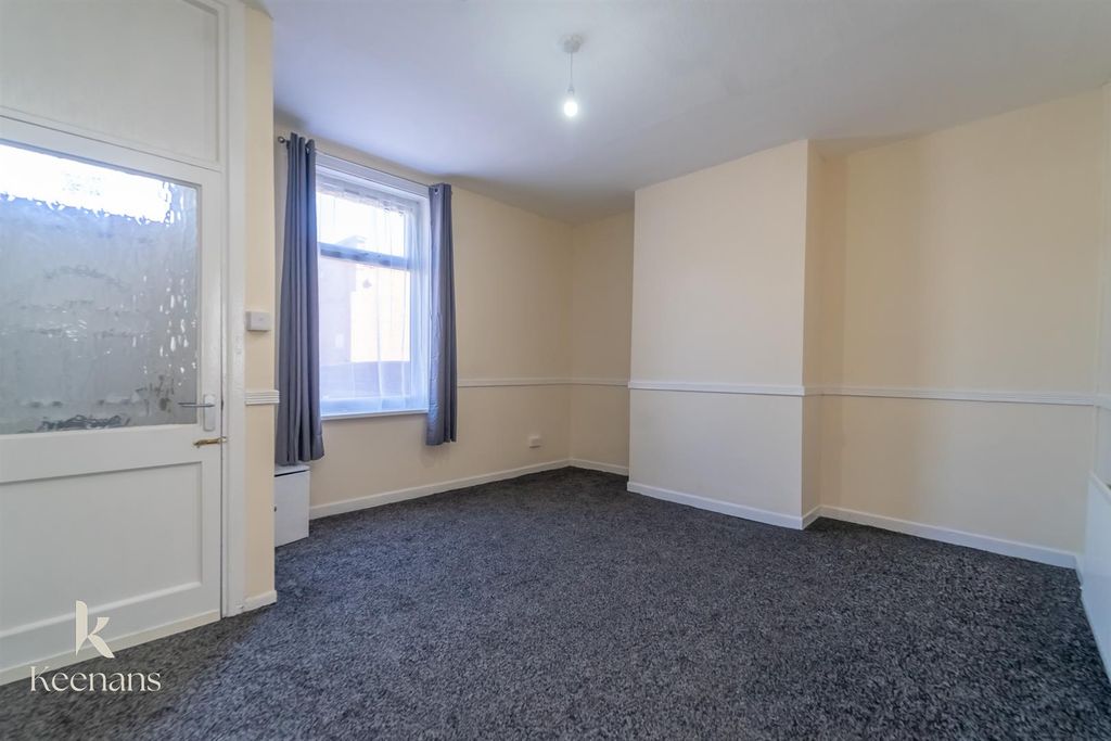 Property photo 1 of 14 Lower Hollin-1.Jpg
