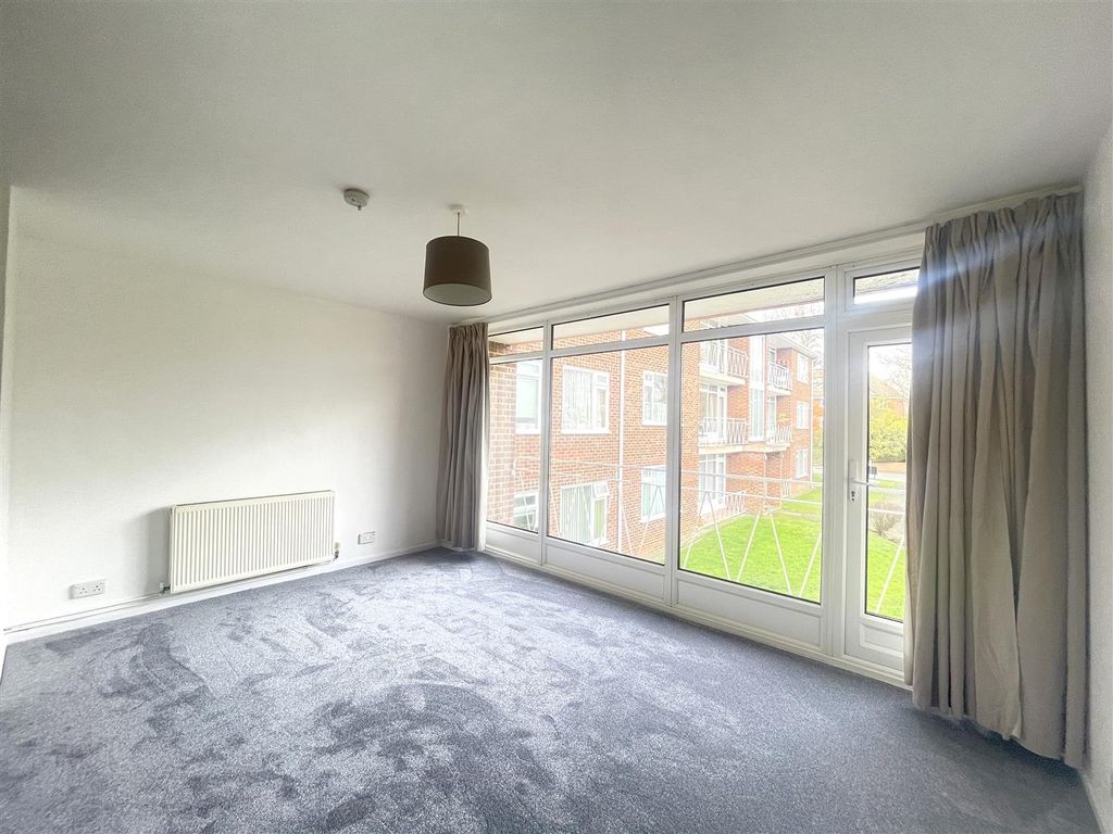 Property photo 2 of 13 Redruth 5.Jpg