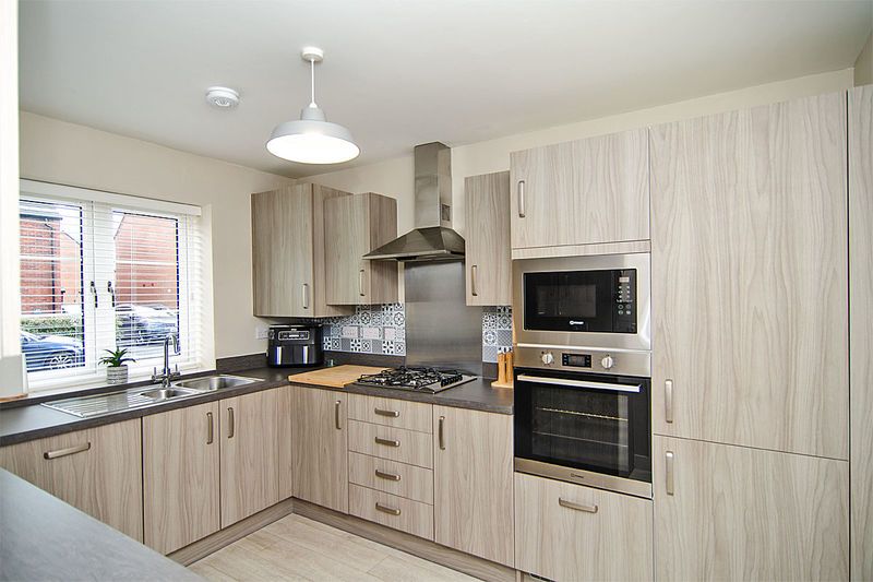 Property photo 3 of 23 Photo 1