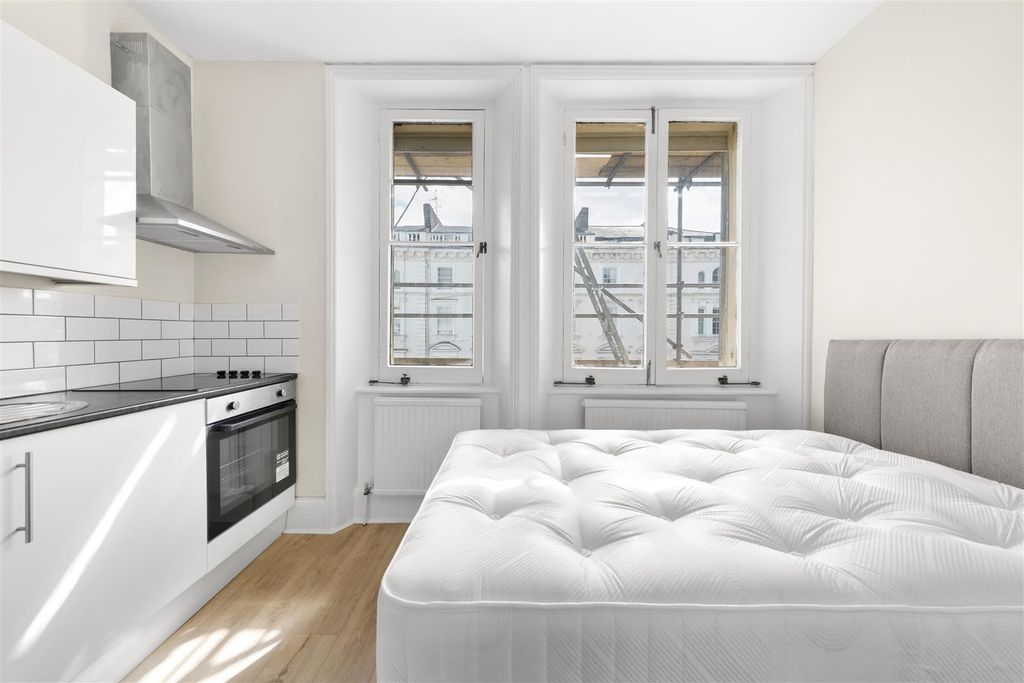 Property photo 2 of 6 Dsc02558.Jpg