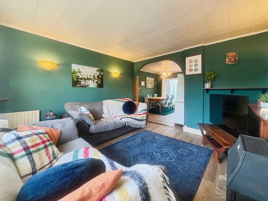 Property photo 2 of 16 Pbox-Img.Jpg