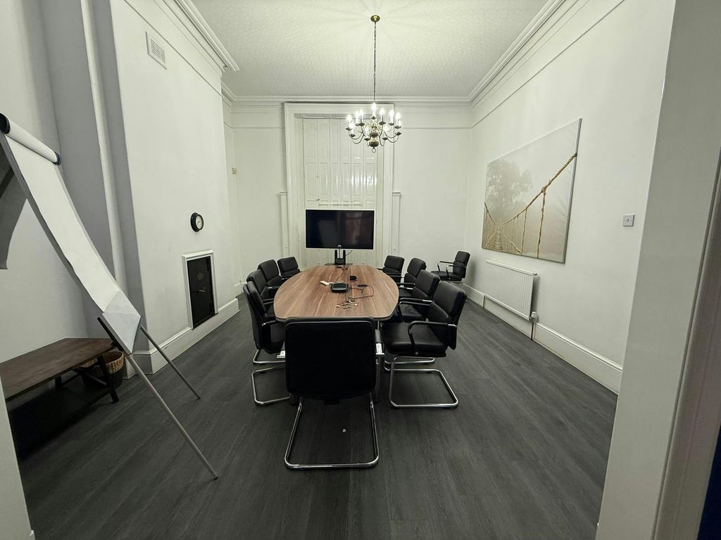 Property photo 2 of 9 1.Jpg