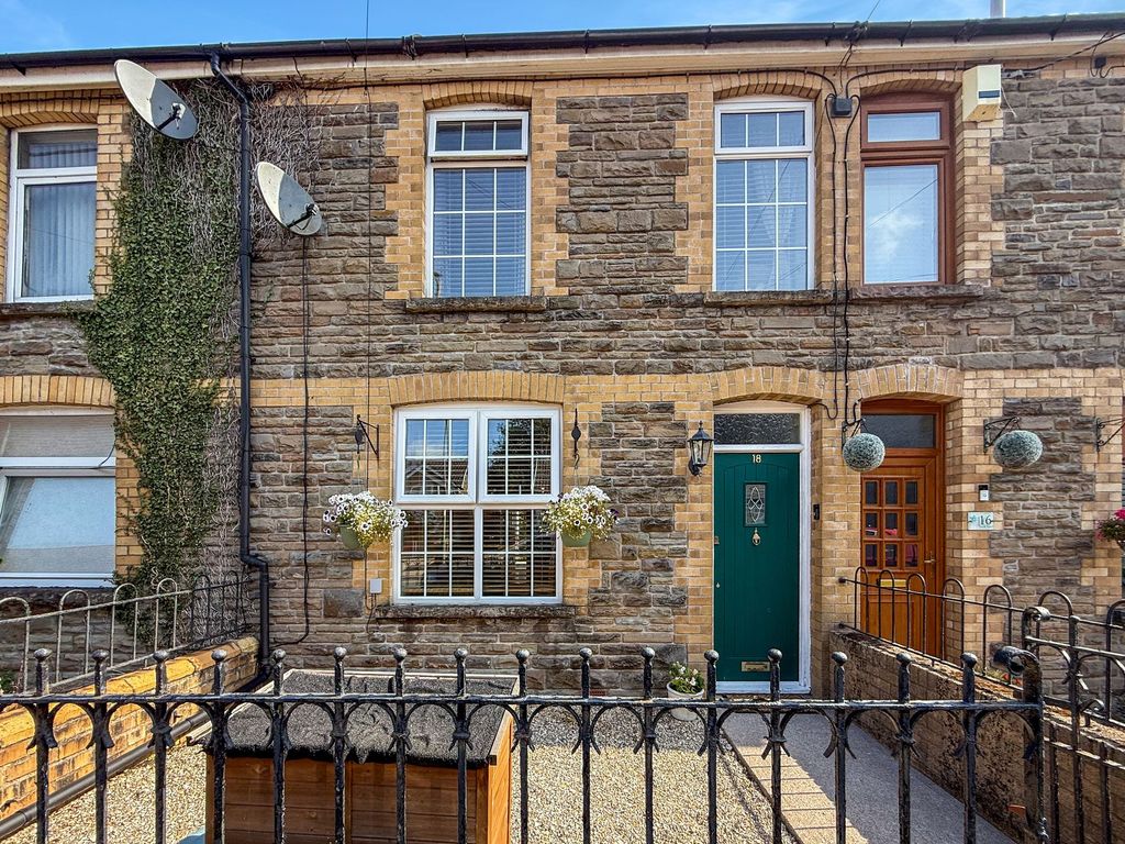 Property photo 1 of 38
