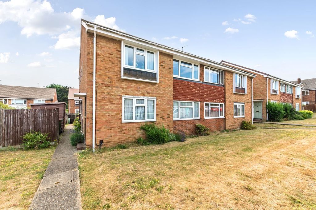 Property photo 1 of 12