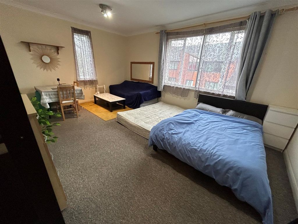 Property photo 3 of 4 Neww.Jpg
