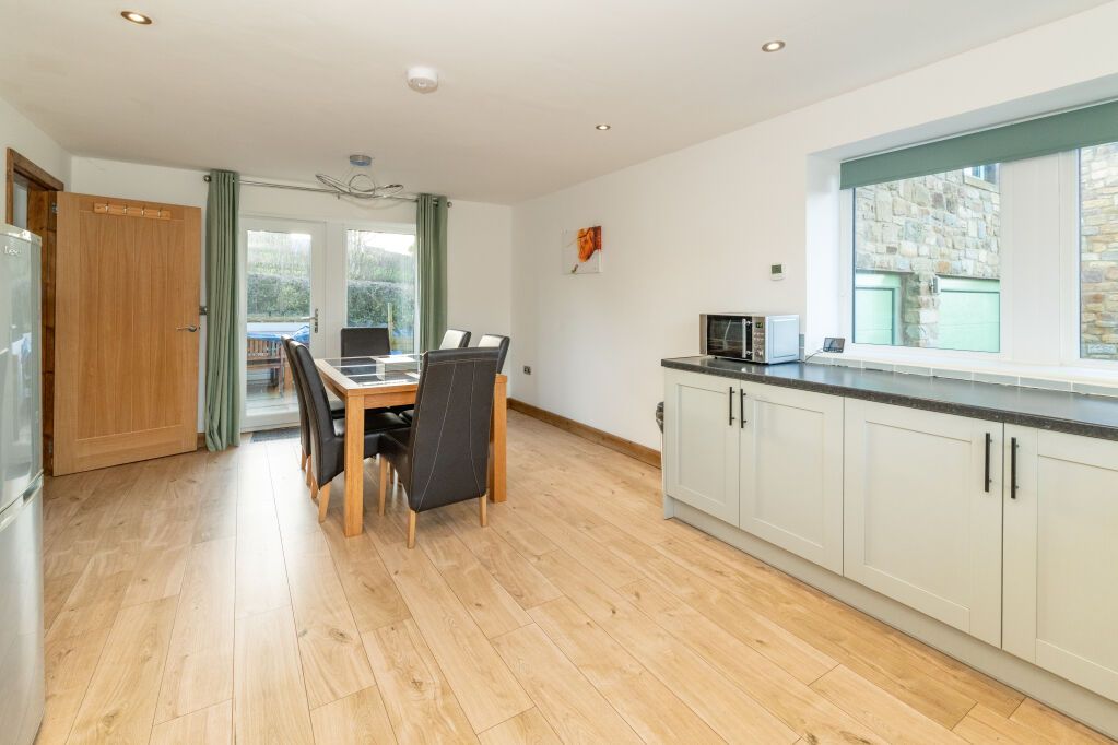 Property photo 3 of 23 Kitchen/Diner