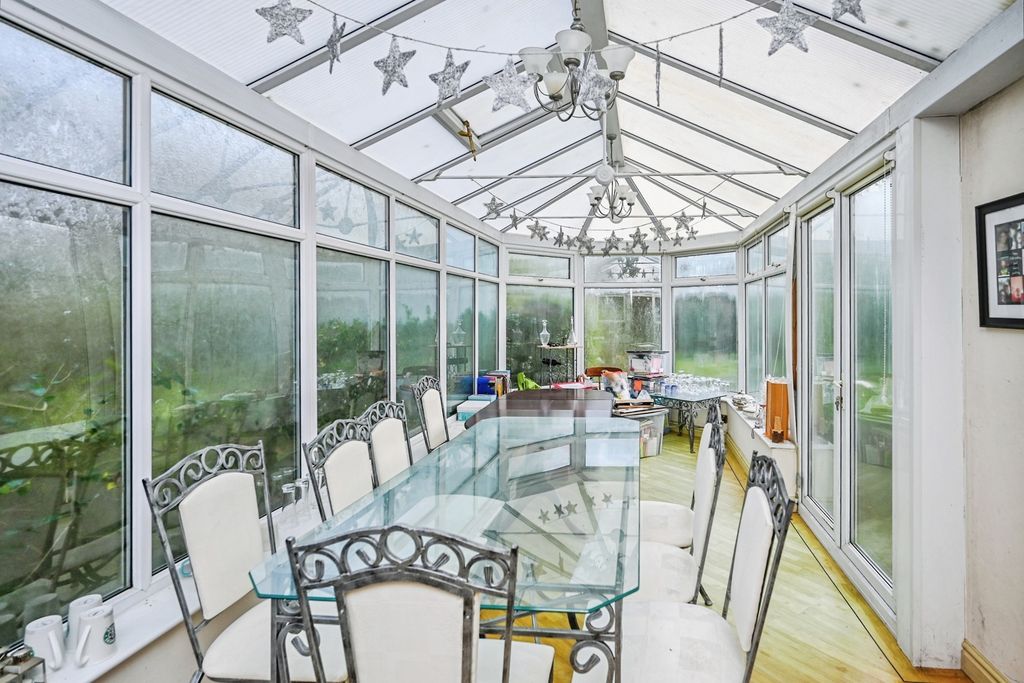 Property photo 3 of 23 Pbox-Img.Jpg