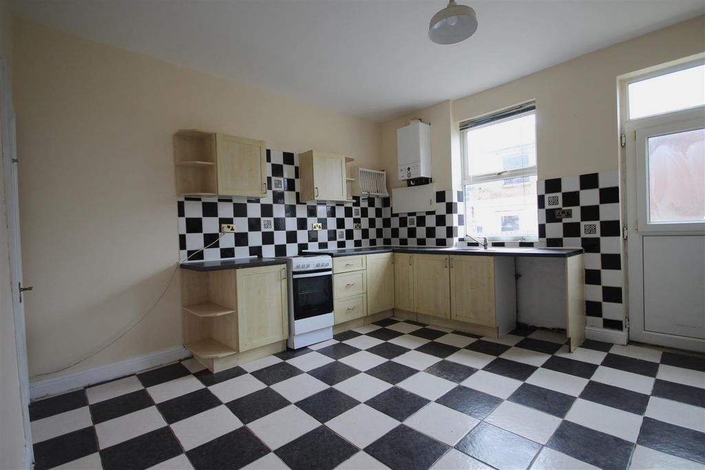 Property photo 2 of 8 Img_2567.Jpg