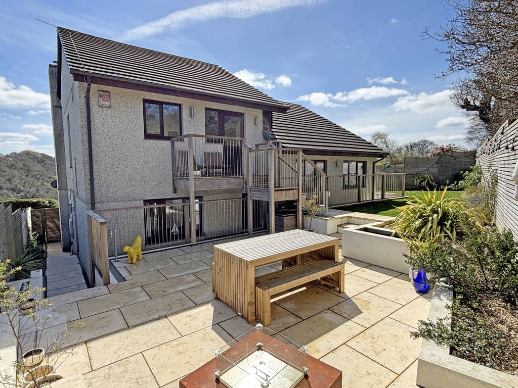 Property photo 2 of 14 Photo 2