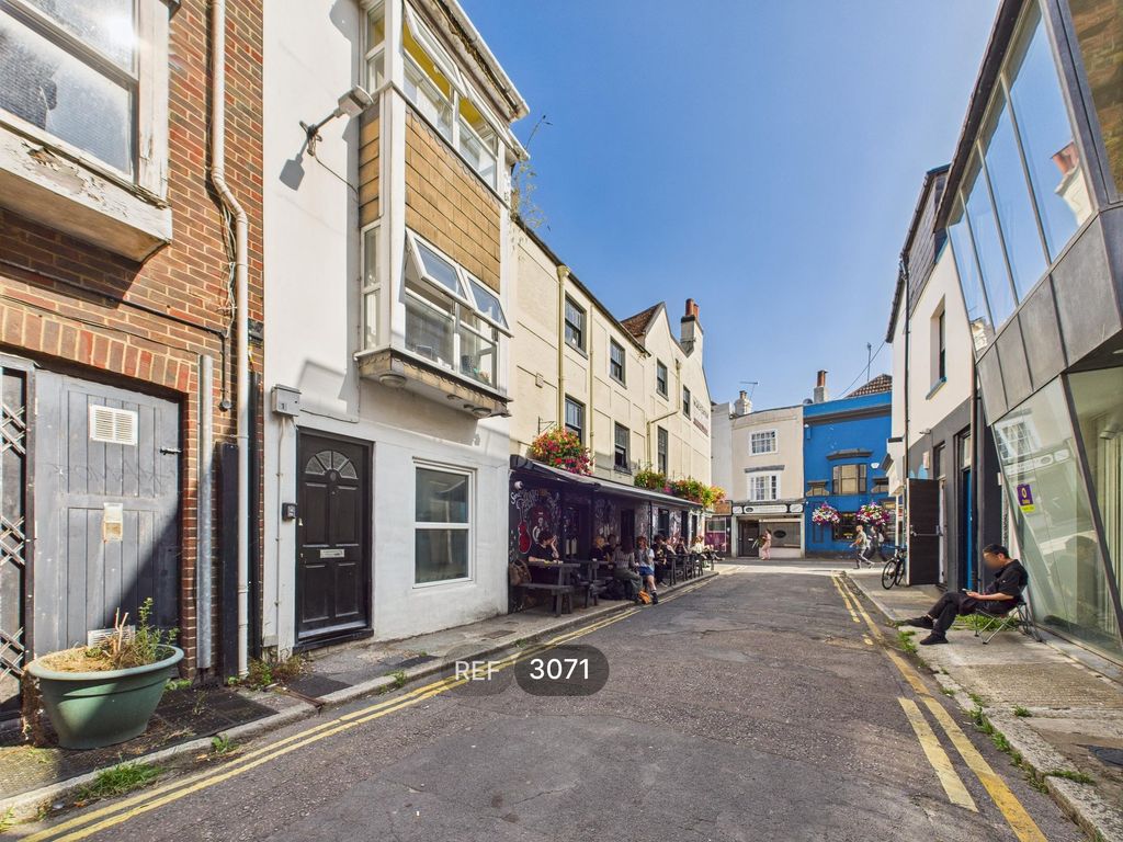 Property photo 1 of 9 Other Areas