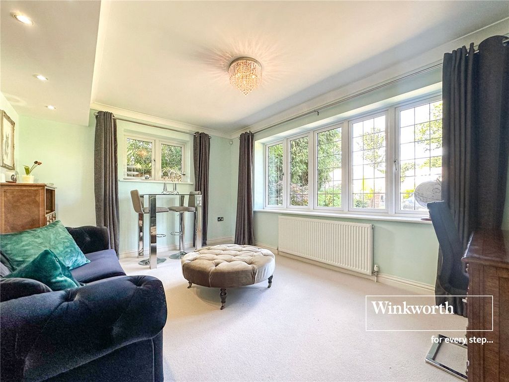 Property photo 3 of 17 Picture No. 04