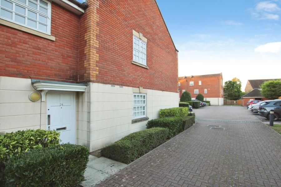 Property photo 2 of 10
