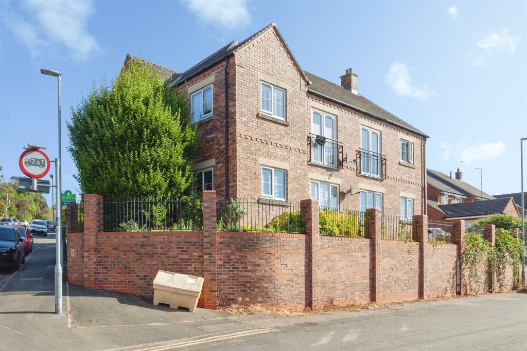 Property photo 2 of 19
