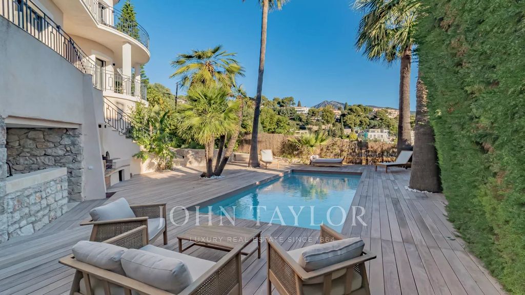 Property photo 1 of 27 Villa Sea View - Roquebrune Cap Martin - 4 Bedrooms - 1 Outbuilding - Swimming Pool - Garage