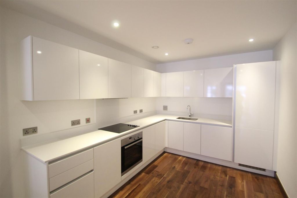 Property photo 2 of 15 Kitchen