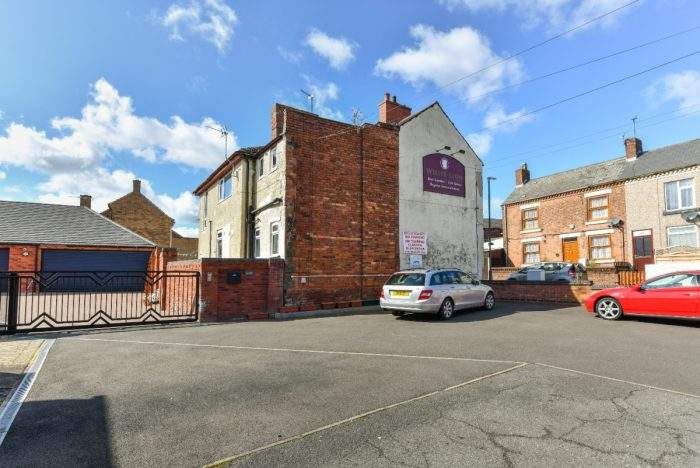 Property photo 3 of 9
