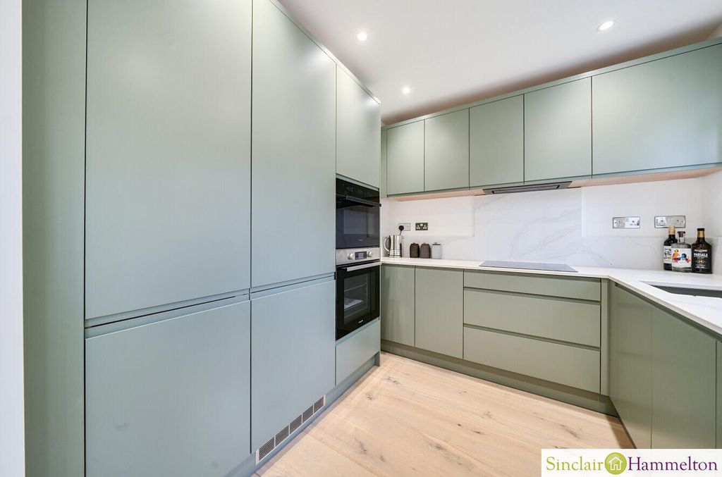 Property photo 2 of 15 Kitchen