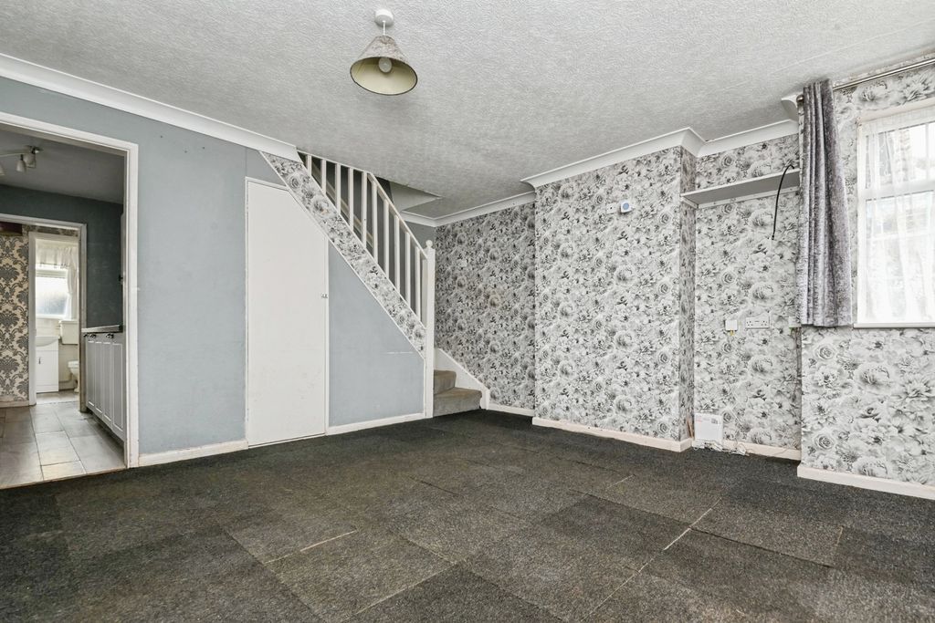 Property photo 1 of 16 Pbox-Img.Jpg