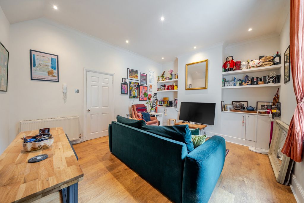 Property photo 2 of 12 1471172-6-6A2A775...