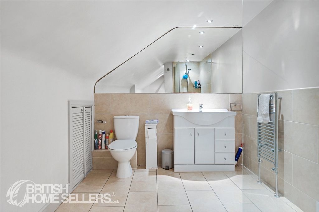 Additional image 15 of 3 bed flat for saleLiverpool Road, Southport, Merseyside PR8