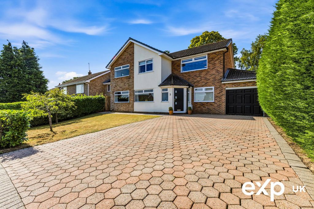 Property photo 1 of 30