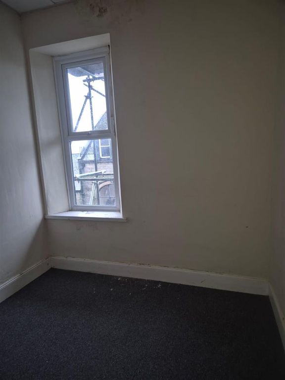 Additional image 9 of 5 bed flat for saleMiddle Street, Consett DH8