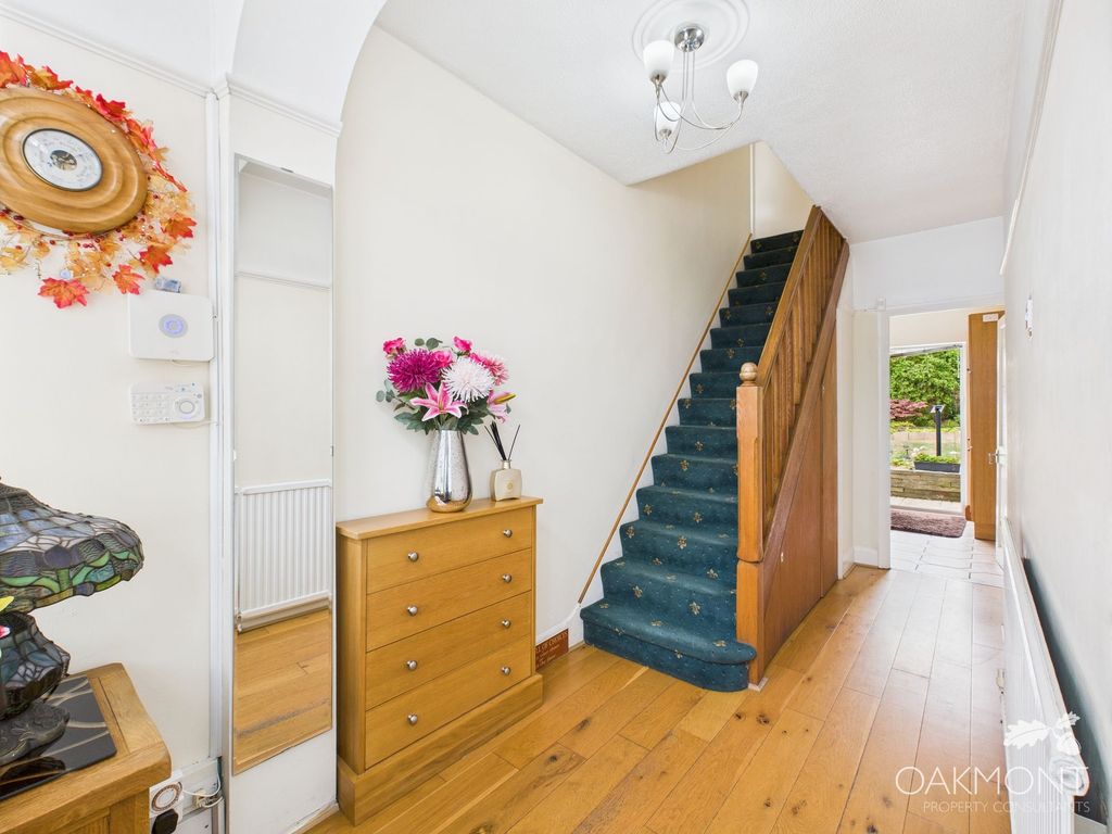 Property photo 2 of 29