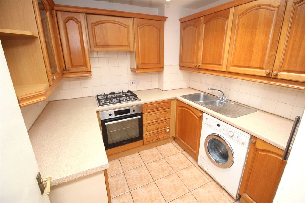 Property photo 2 of 6 Picture No. 01