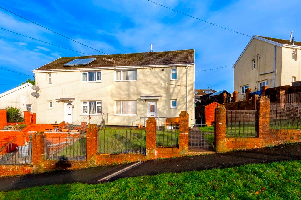 Property photo 1 of 37