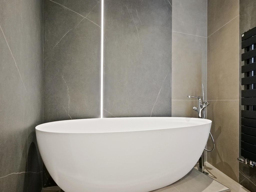 Additional image 11 of 3 bed flat for saleBanks Road, Poole BH13