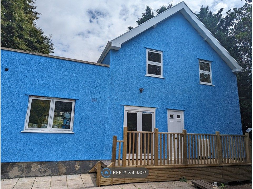 Property photo 1 of 8 Private Entrance