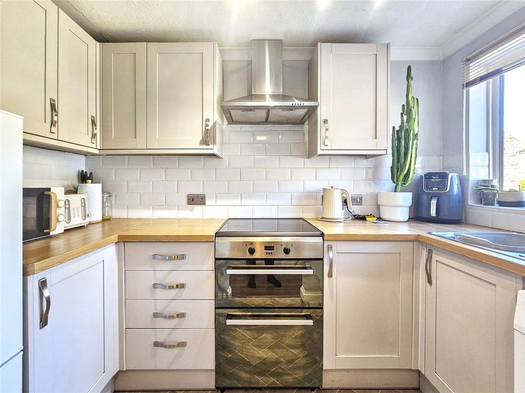 Property photo 3 of 12 Picture No. 05
