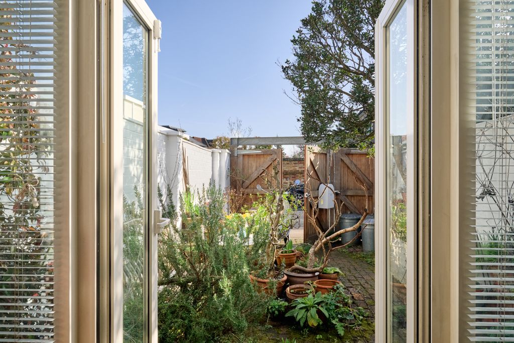 Additional image 10 of 2 bed link detached house for saleKings Road, Richmond TW10