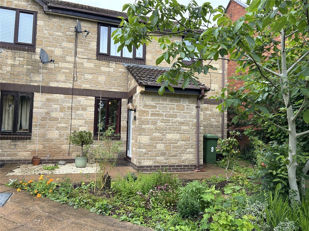 Property photo 1 of 14 Picture No. 02