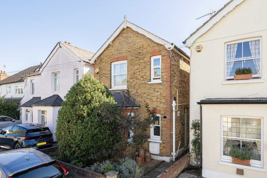 Property photo 1 of 6