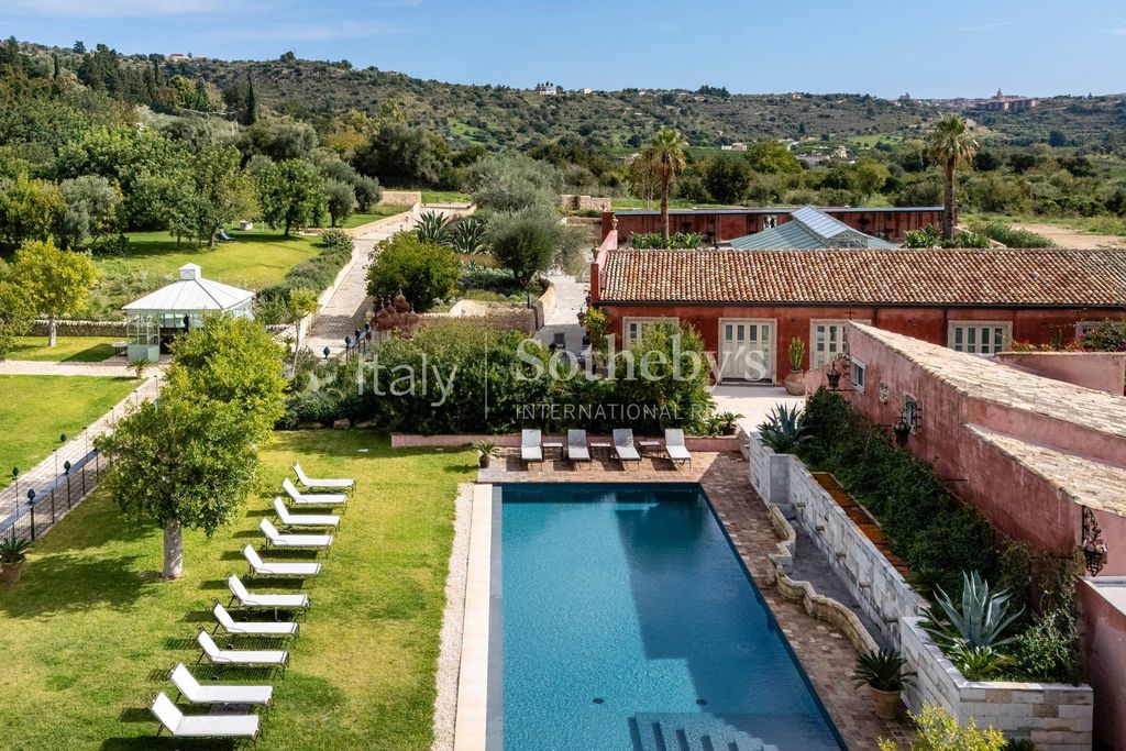 Property photo 2 of 41