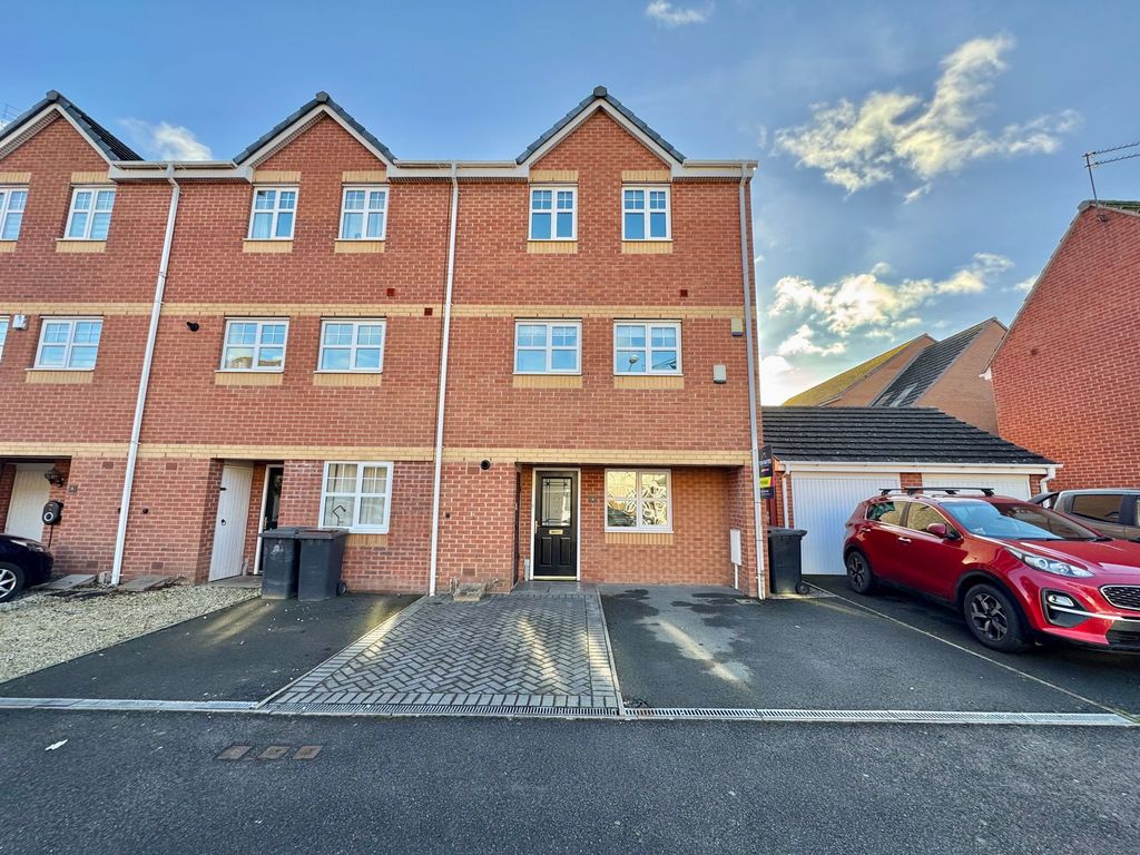 Property photo 1 of 31