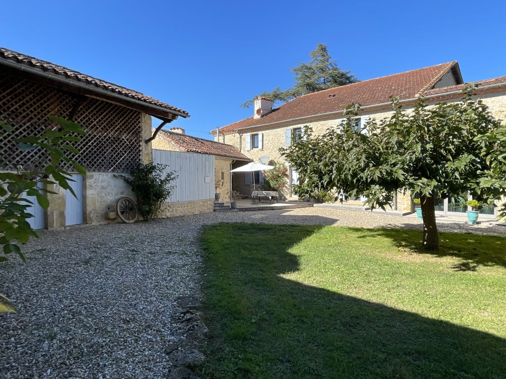 Property photo 1 of 27