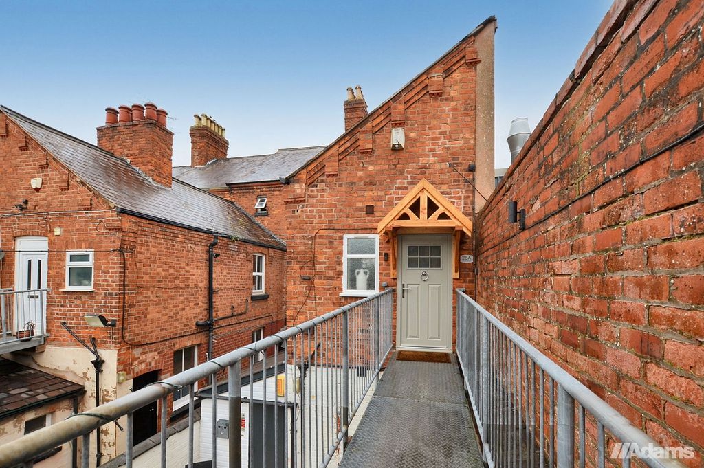 Property photo 3 of 40