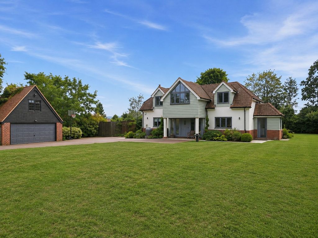 Property photo 1 of 47