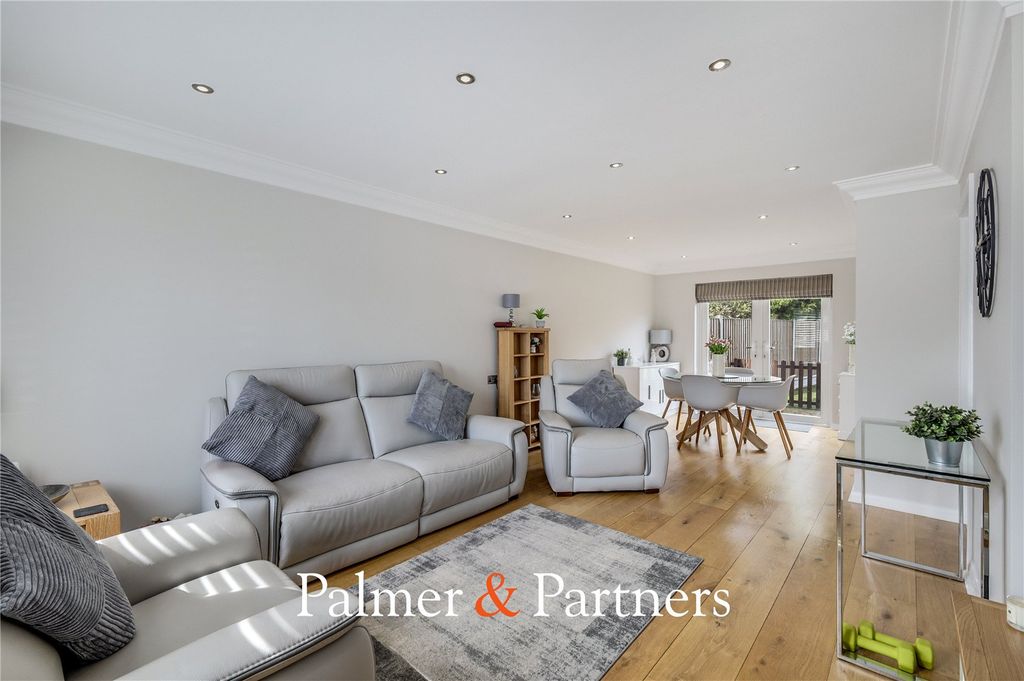 Property photo 3 of 34 Picture No. 33