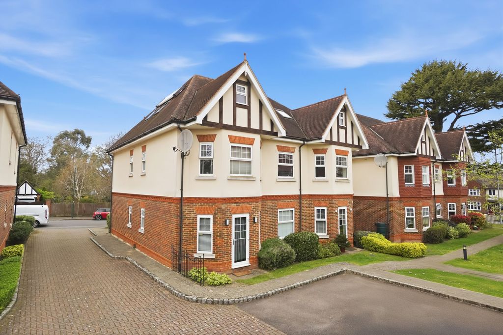 Property photo 3 of 8