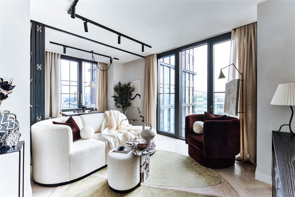 Property photo 1 of 17 Show Home Living Rm